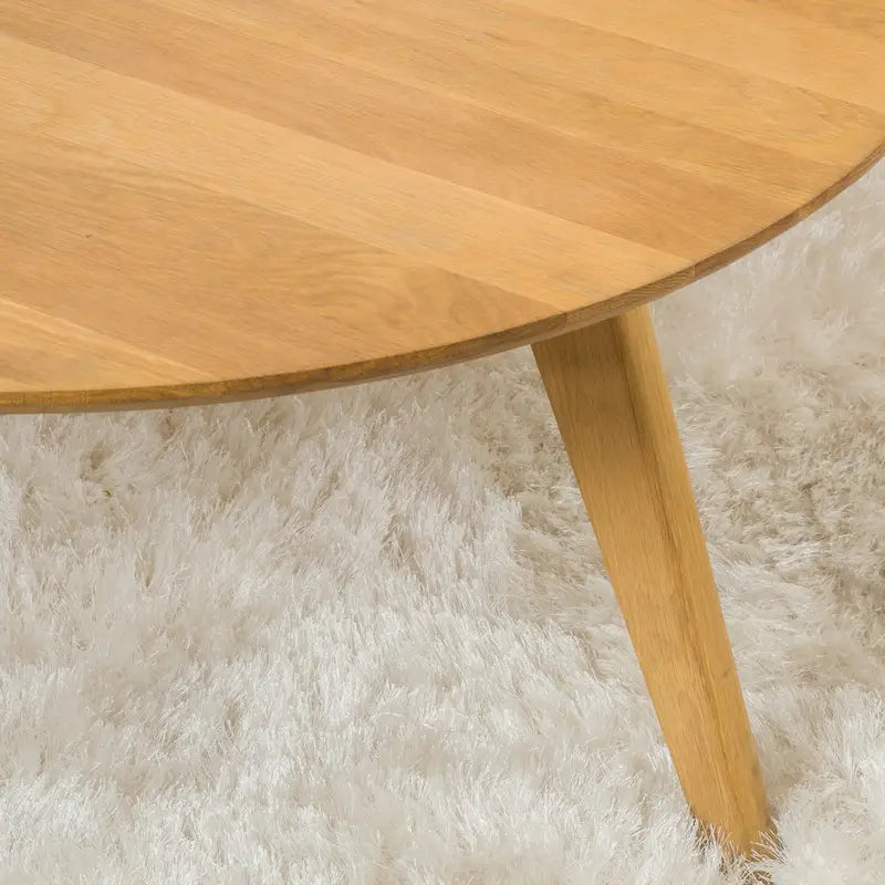 Table basse ronde en bois d'acacia par
