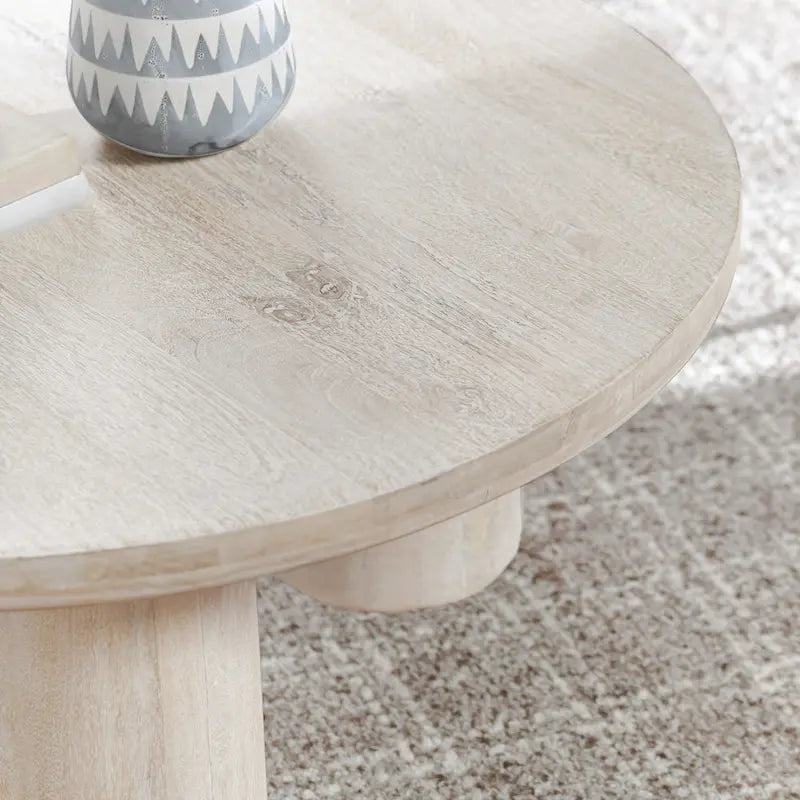 Table basse ronde par